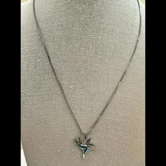 Stunning Silver and Opal Floral Pendant Necklace - Picture 5 of 11